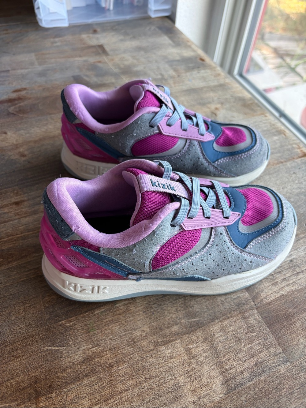 Kids Pink & blue kizik Sneakers